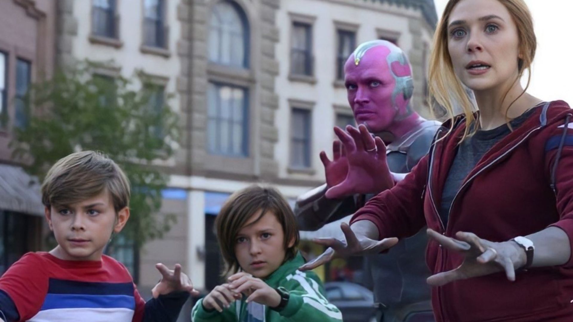 Billy e Tommy Maximoff estrearam em "WandaVision" e logo se tornaram tão famosos quanto os seus pais, Wanda Maximoff e Visão (Foto: Reprodução/Marvel Studios) 