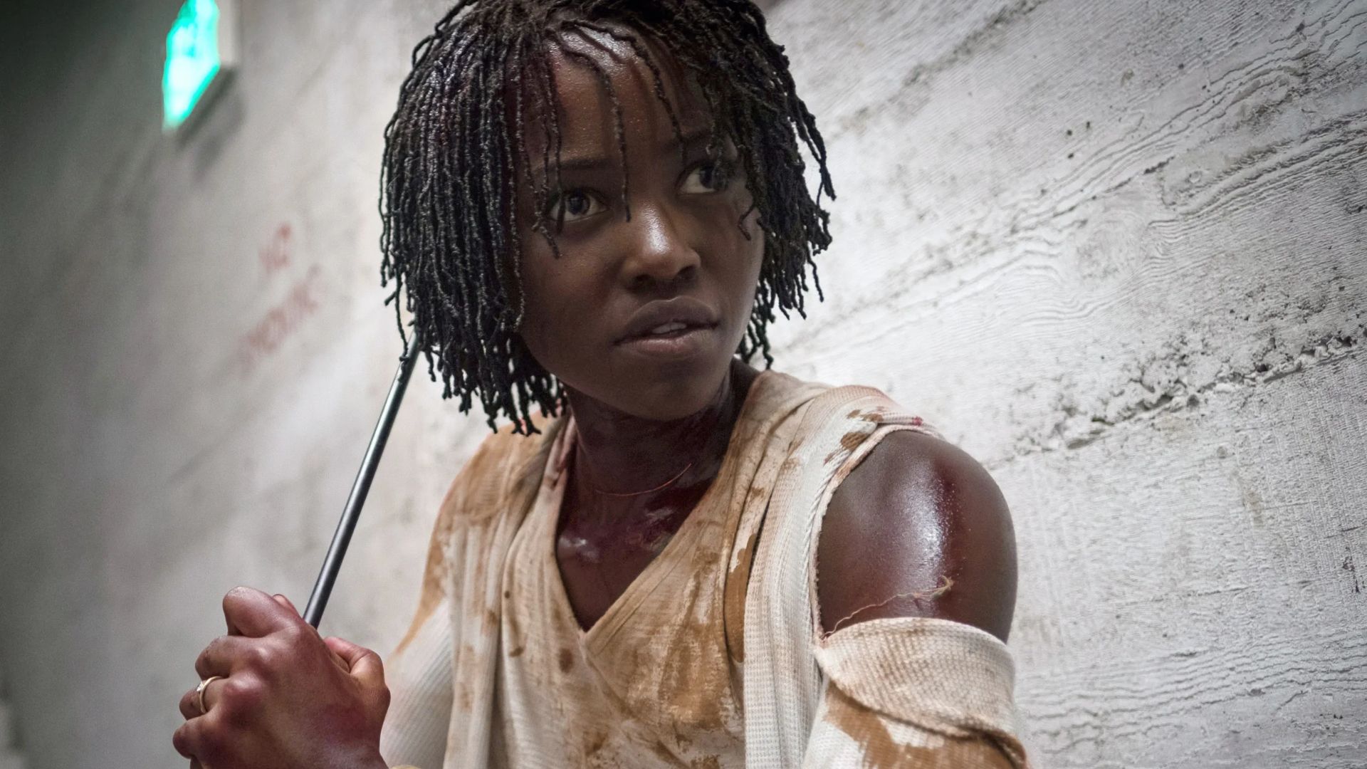 Lupita Nyong'o, de Nós, é a estrela de Um Lugar Silencioso: Dia Um, que mostra uma mulher enfrentando a invasão alienígena em Nova York (Foto: Divulgação)