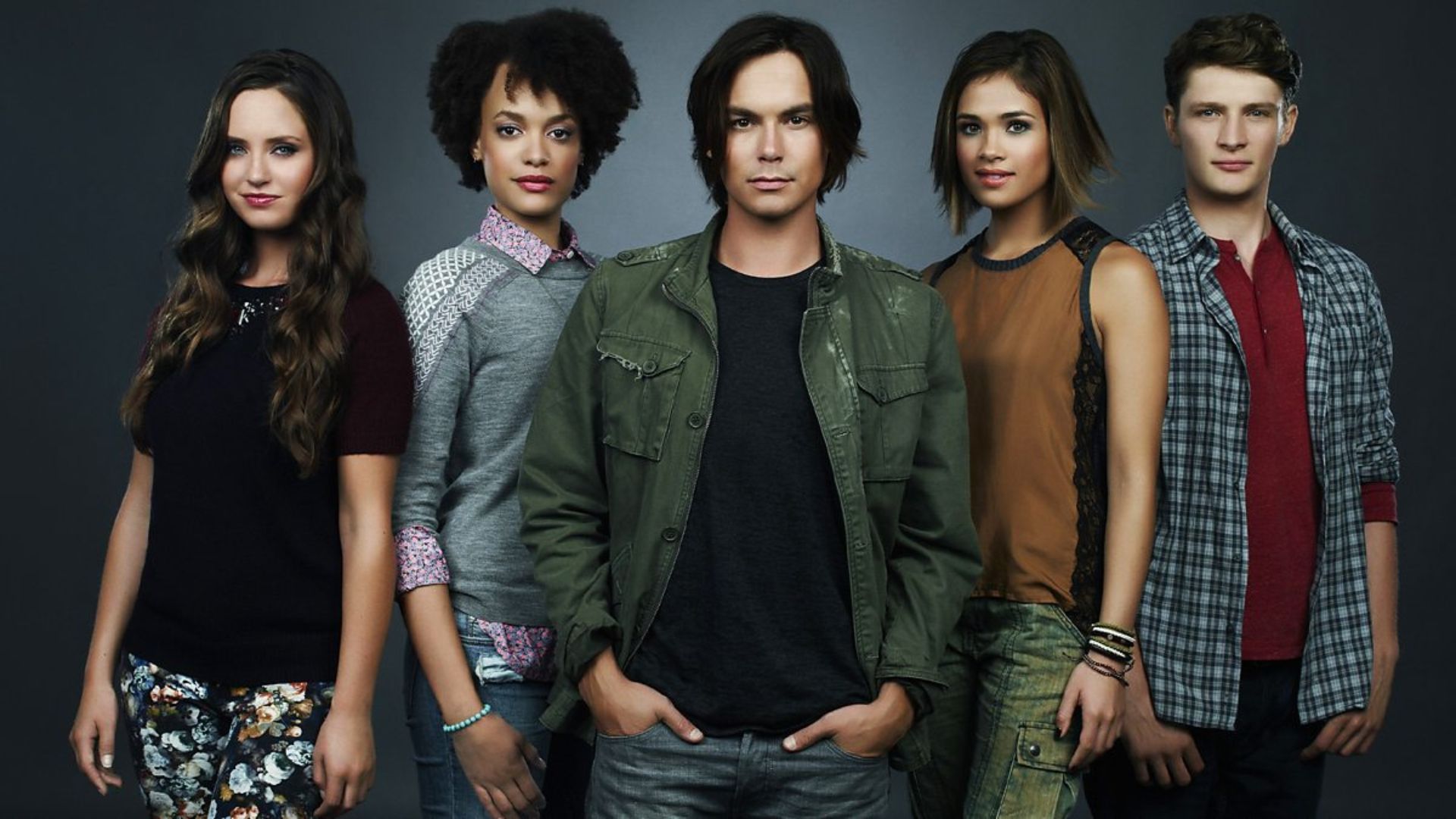 "Ravenswood" foi o primeiro spin-off de "Pretty Little Liars", lançado durante a quarta temporada da série (Foto: Divulgação)