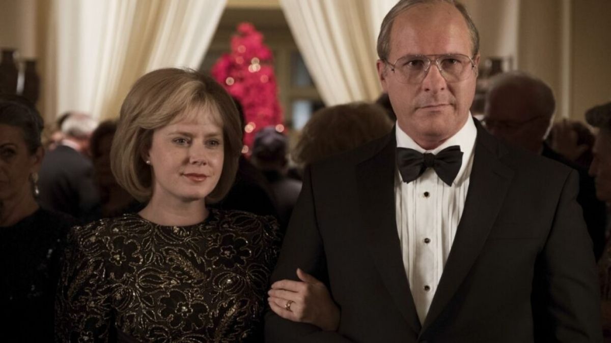 Amy Adams e Christian Bale em “Vice” (Reprodução/Prime Video)