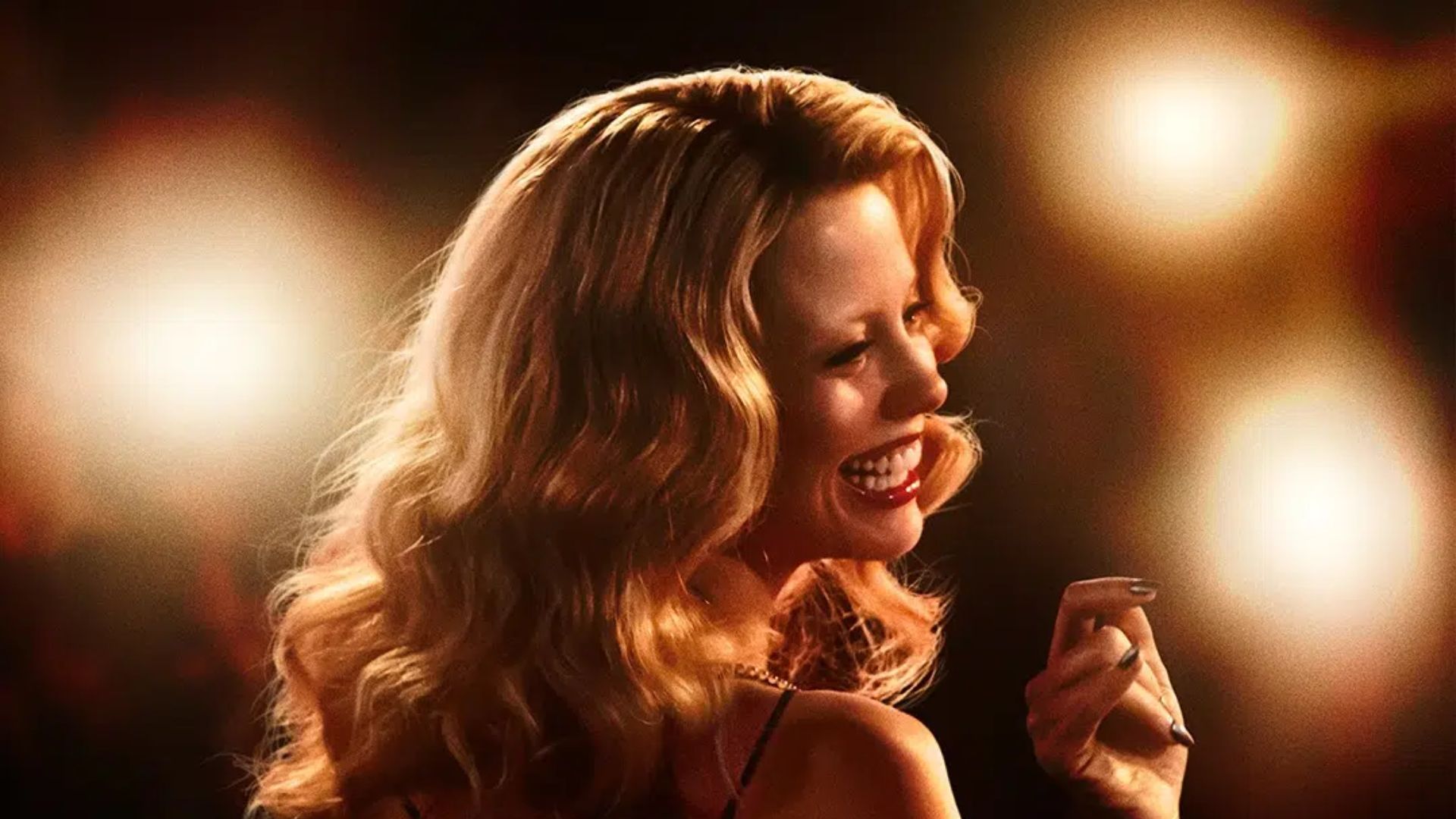 Pré-venda de ingressos pra “MaXXXine”, terror com Mia Goth, começa esta semana
