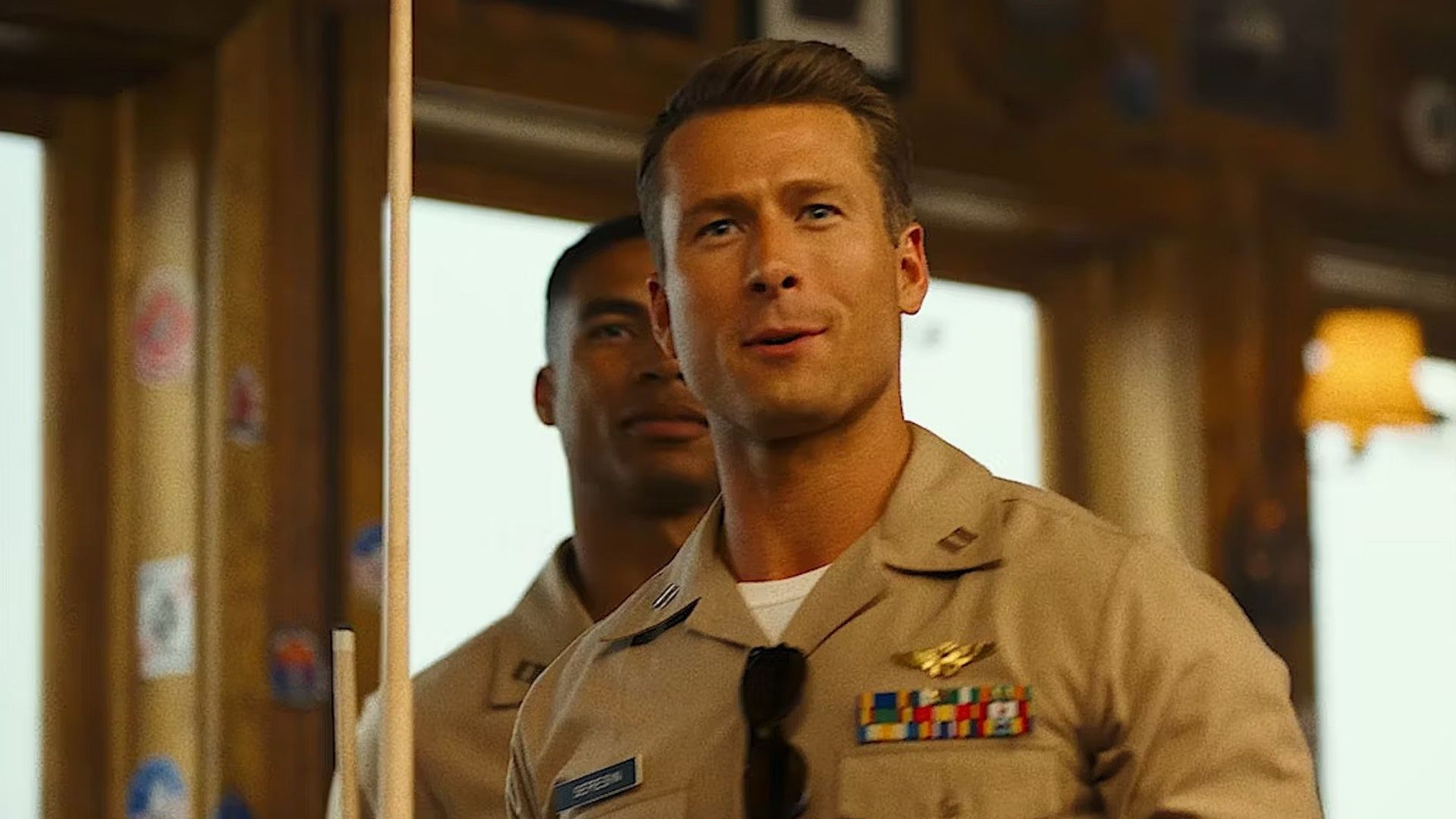 Glen Powell garante que “Top Gun 3” irá acontecer e diz ter uma data