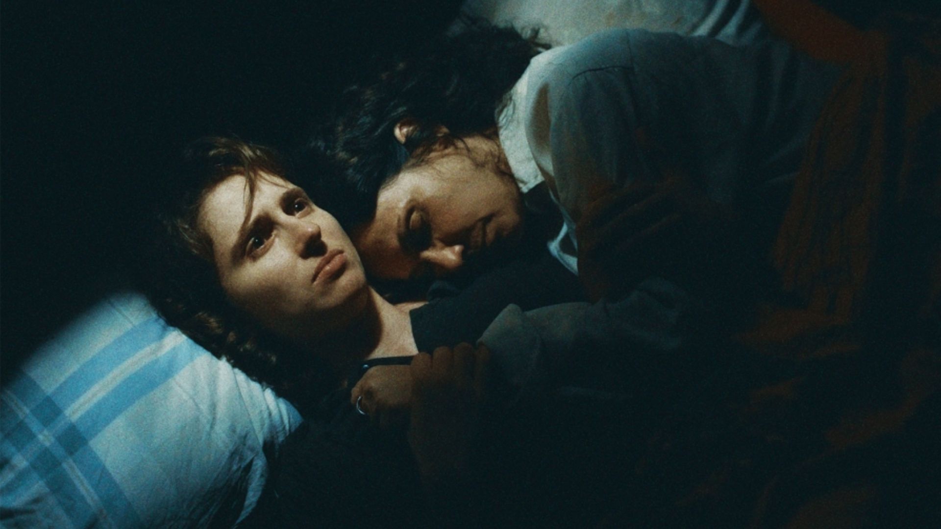 Malu explora o conflito entre três gerações a partir da complexidade das relações familiares | #CineBuzzIndica