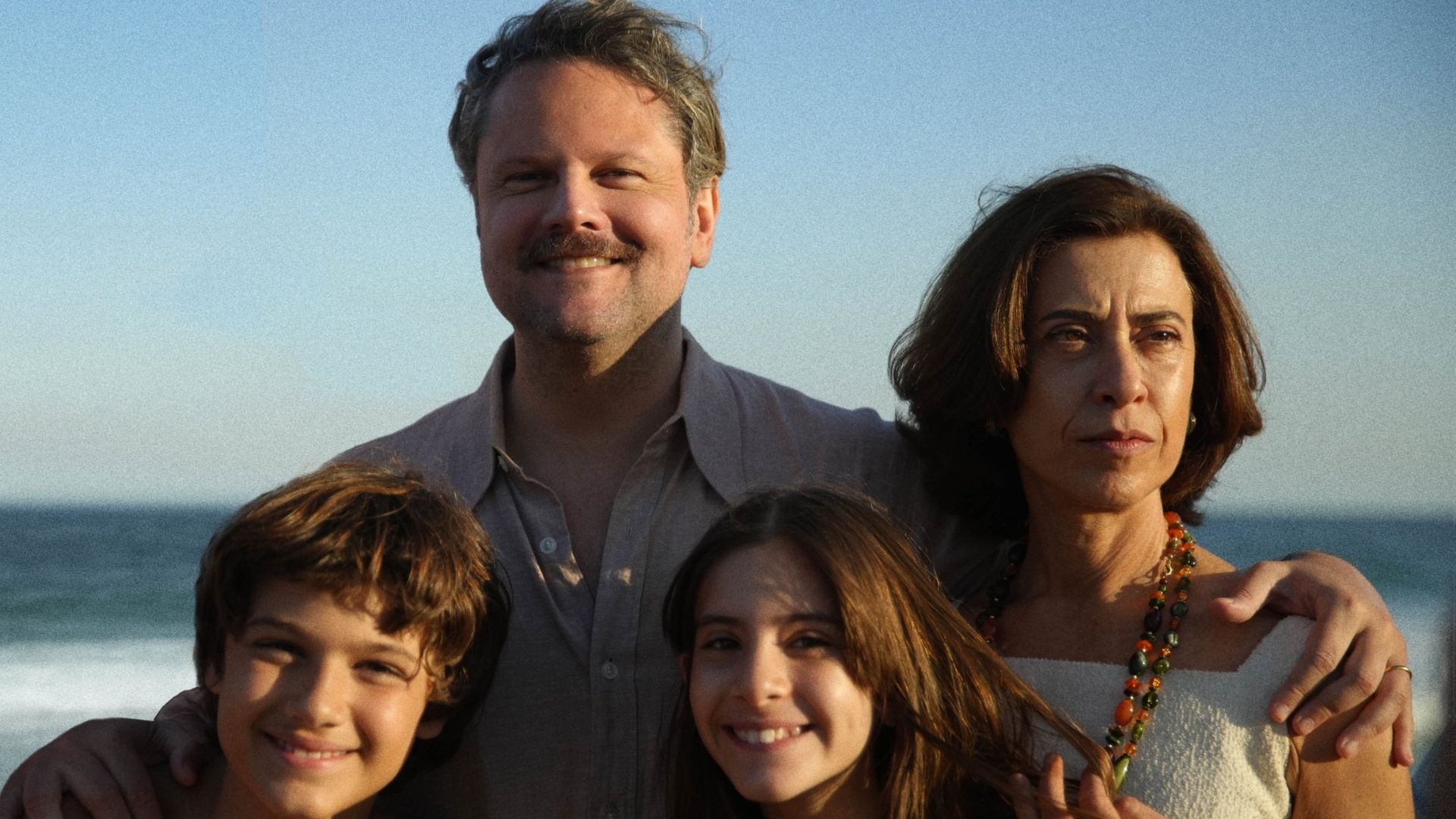 Ainda Estou Aqui e Fernanda Torres são indicados ao Globo de Ouro 2025