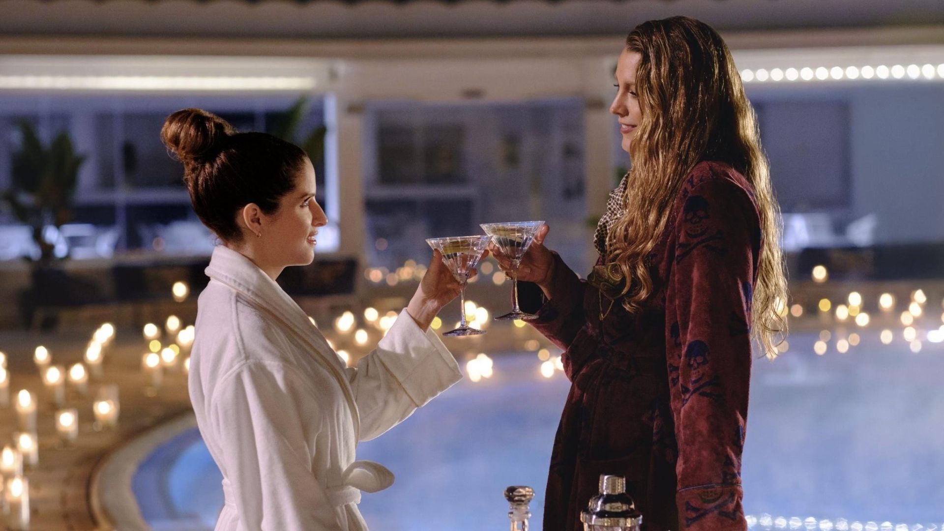 Outro Pequeno Favor, sequência com Blake Lively e Anna Kendrick, ganha trailer; veja