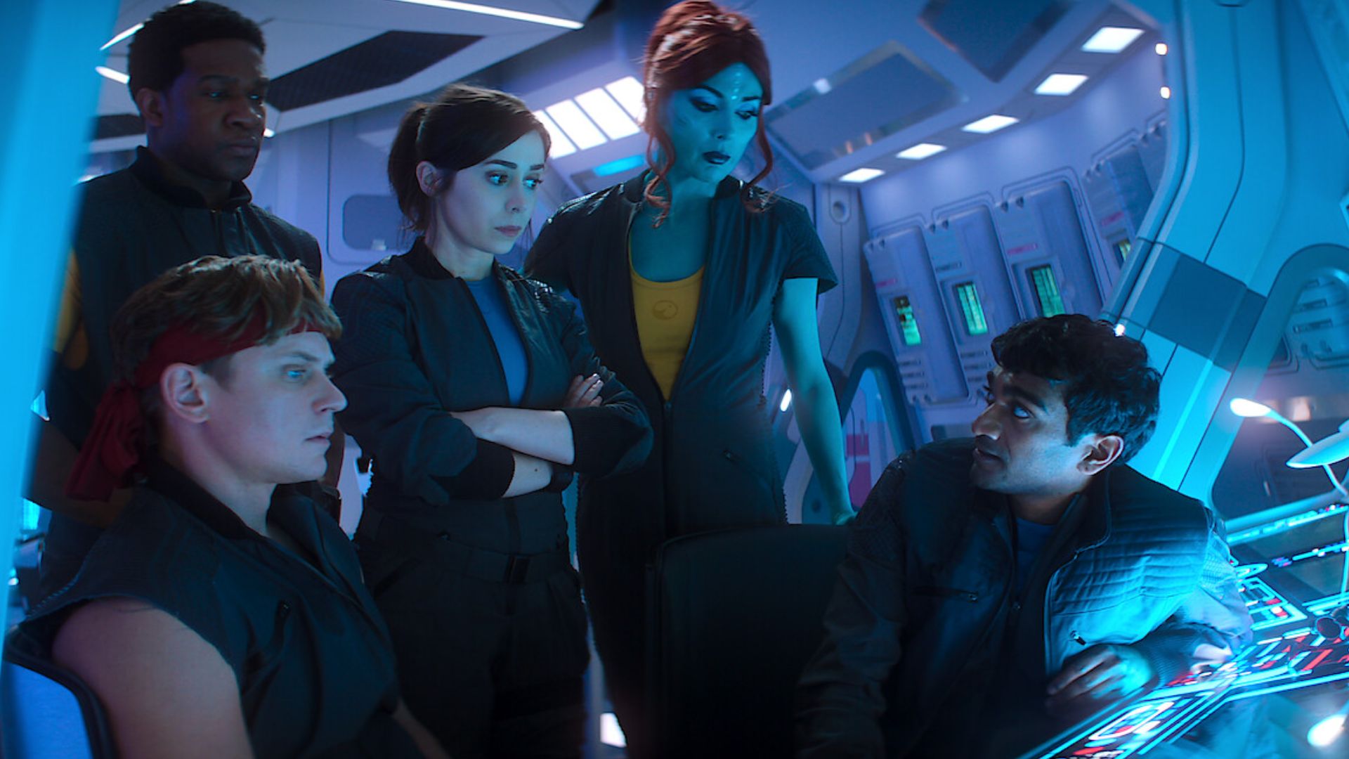 7ª temporada de Black Mirror ganha trailer e confirma sequência de USS Callister