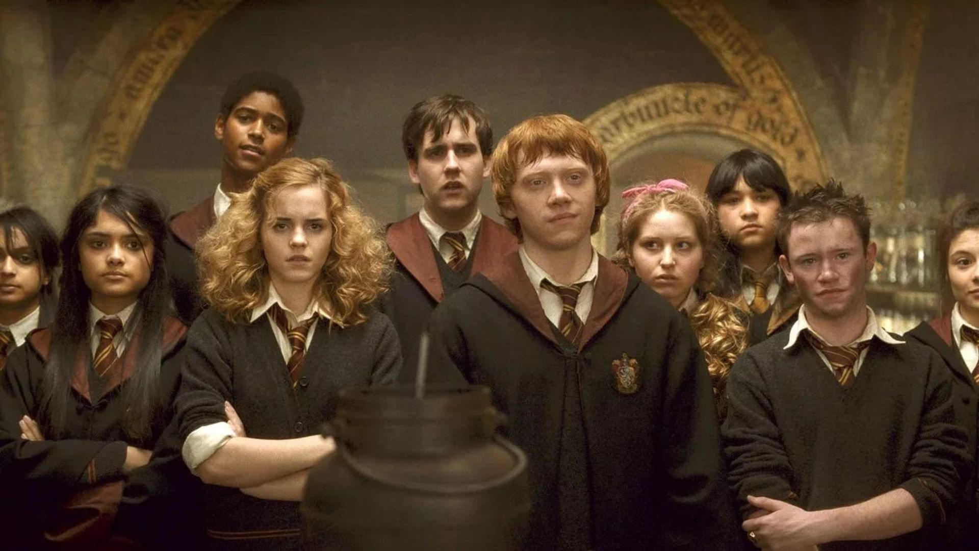 Atriz de Harry Potter cria perfil em site adulto: ‘Sair das dívidas’