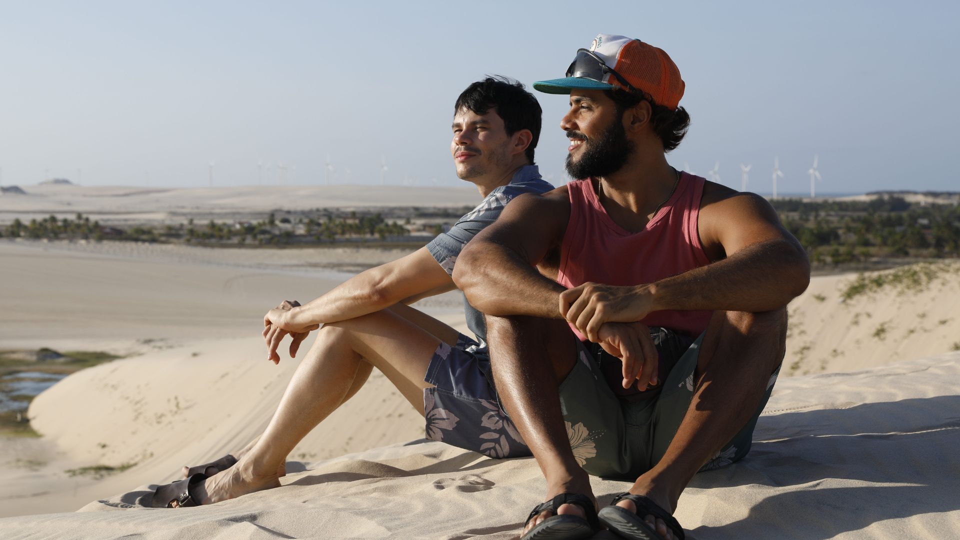O Melhor Amigo, musical queer de Allan Deberton, estreia nos cinemas
