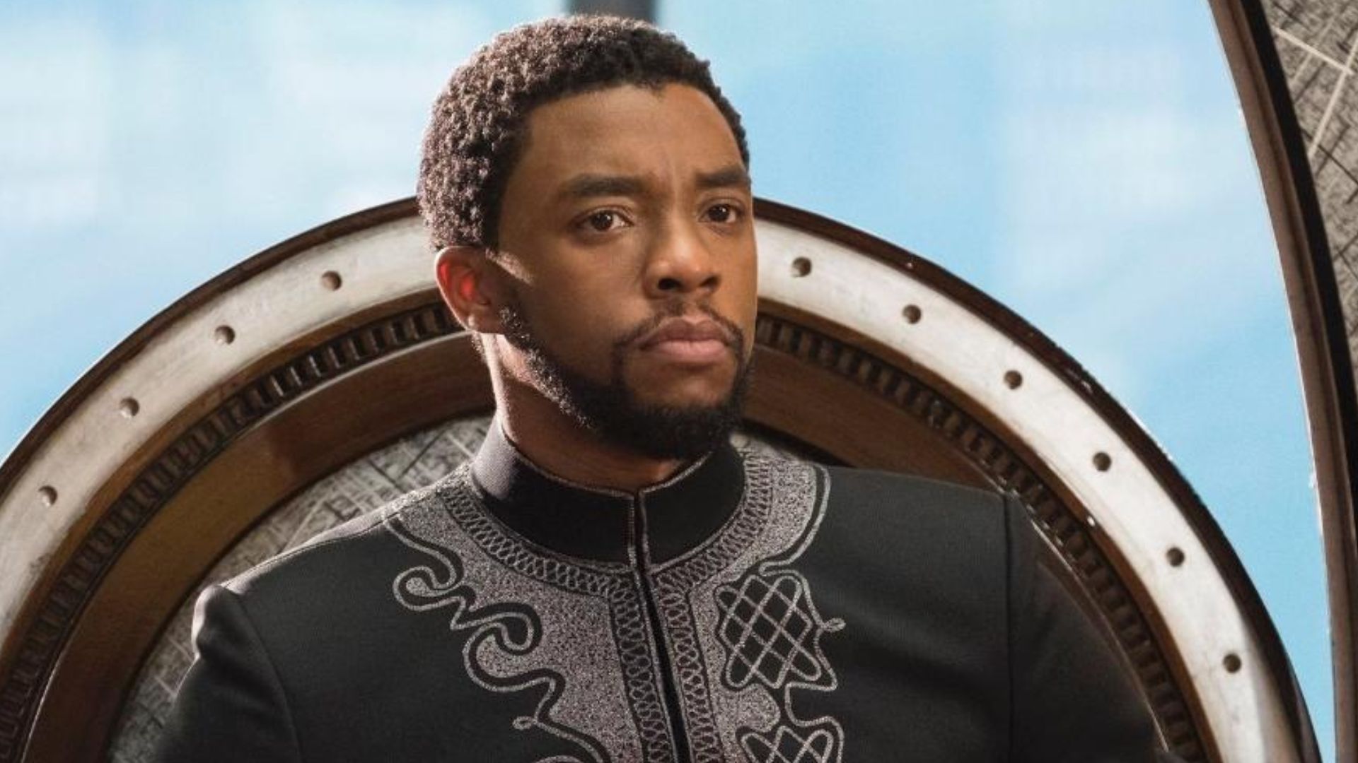 Chadwick Boseman assustou executivos da Disney por não sair do personagem no set de Pantera Negra, revela diretor