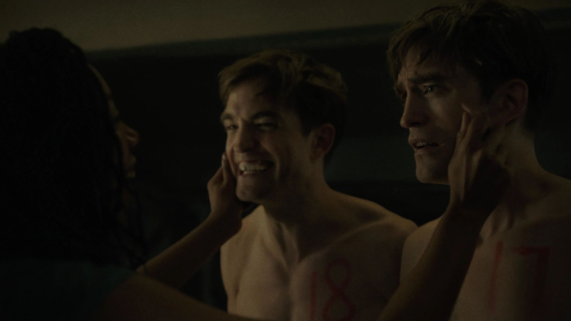Mickey 17, com Robert Pattinson, chega ao streaming; saiba onde assistir