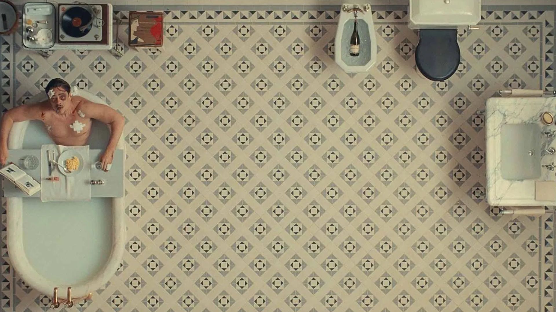O Esquema Fenício, novo filme de espionagem de Wes Anderson, ganha trailer