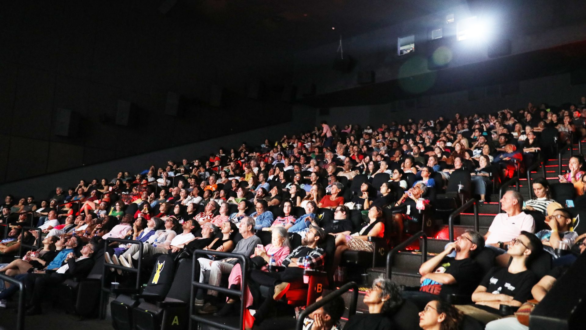 Santos Film Fest celebra a memória e a diversidade do cinema brasileiro em 11ª edição
