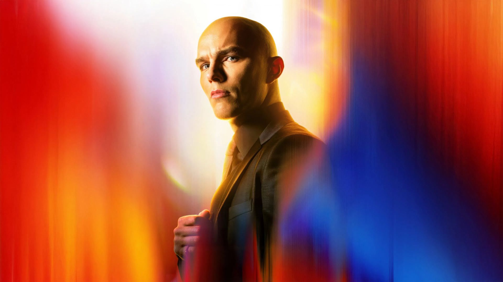 Nicholas Hoult comenta sobre não ser escolhido como Superman e destaca novo papel em filme da DC