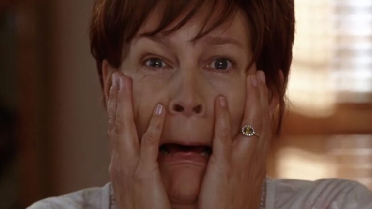 Jamie Lee Curtis revela planos de saída de Hollywood após décadas enfrentando etarismo