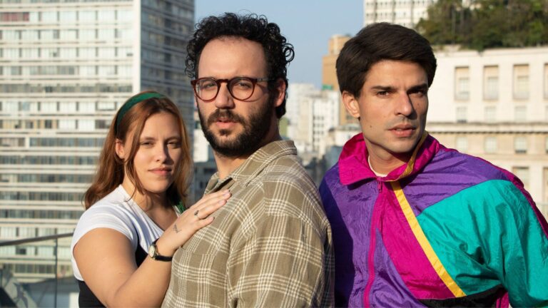 Nova montagem de tick, tick… BOOM! é arte feita por Artistas com ‘A’ maiúsculo