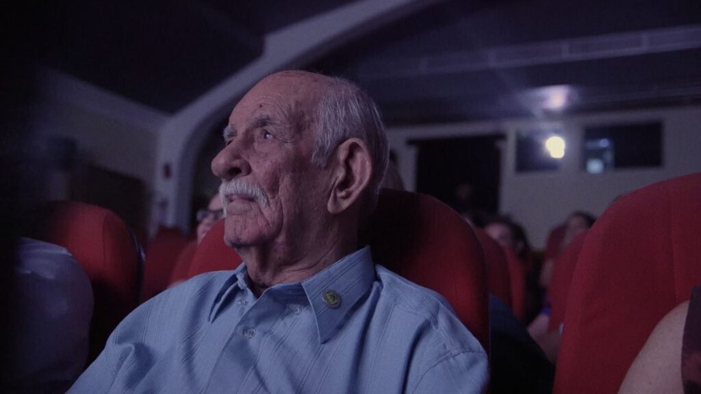 Seu Cavalcanti transforma memória familiar em história sobre afeto e paixão pelo cinema