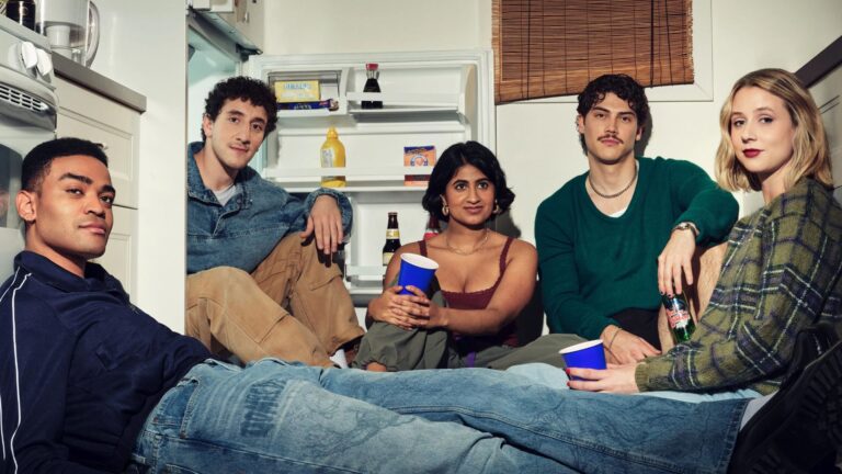 Adultos é renovada para a segunda temporada pelo FX