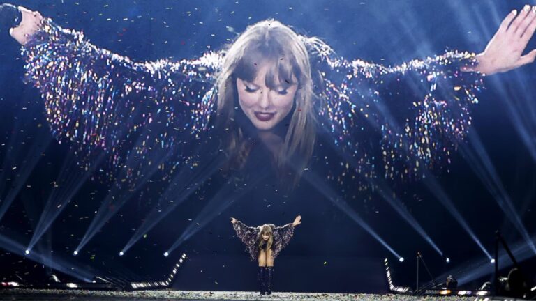 Onde assistir à minissérie documental Taylor Swift: The End of an Era?