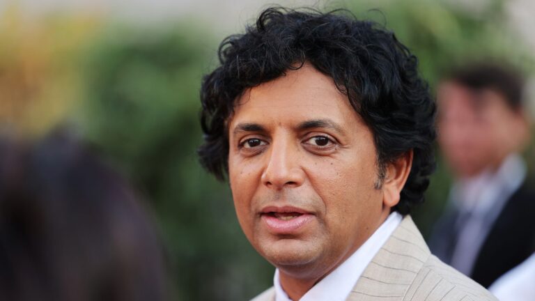 M. Night Shyamalan exalta brasileiro indicado ao Oscar: “Meu brilhante irmão brasileiro”