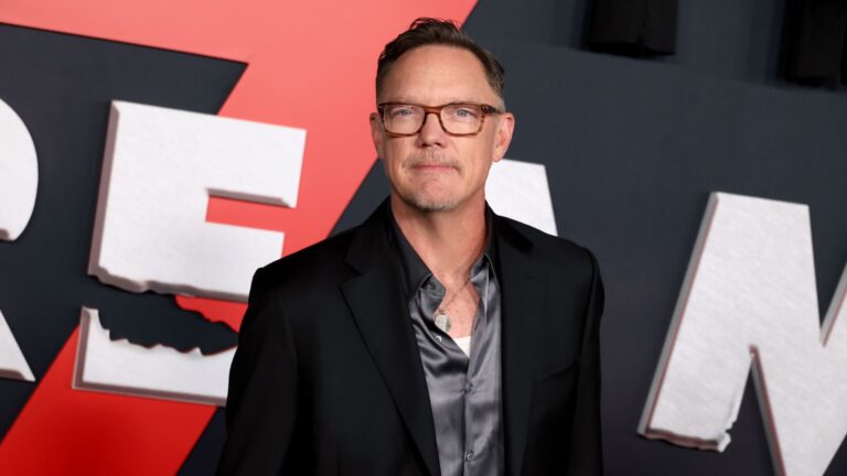 Matthew Lillard atribui nova fase em Hollywood à nostalgia: “Ninguém realmente gosta de mim”