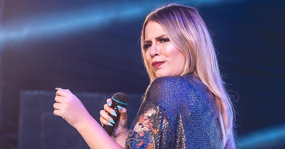 Após confusão em show, Marília Mendonça desabafa sobre turnê Todos Os Cantos: “Não é valorizado”