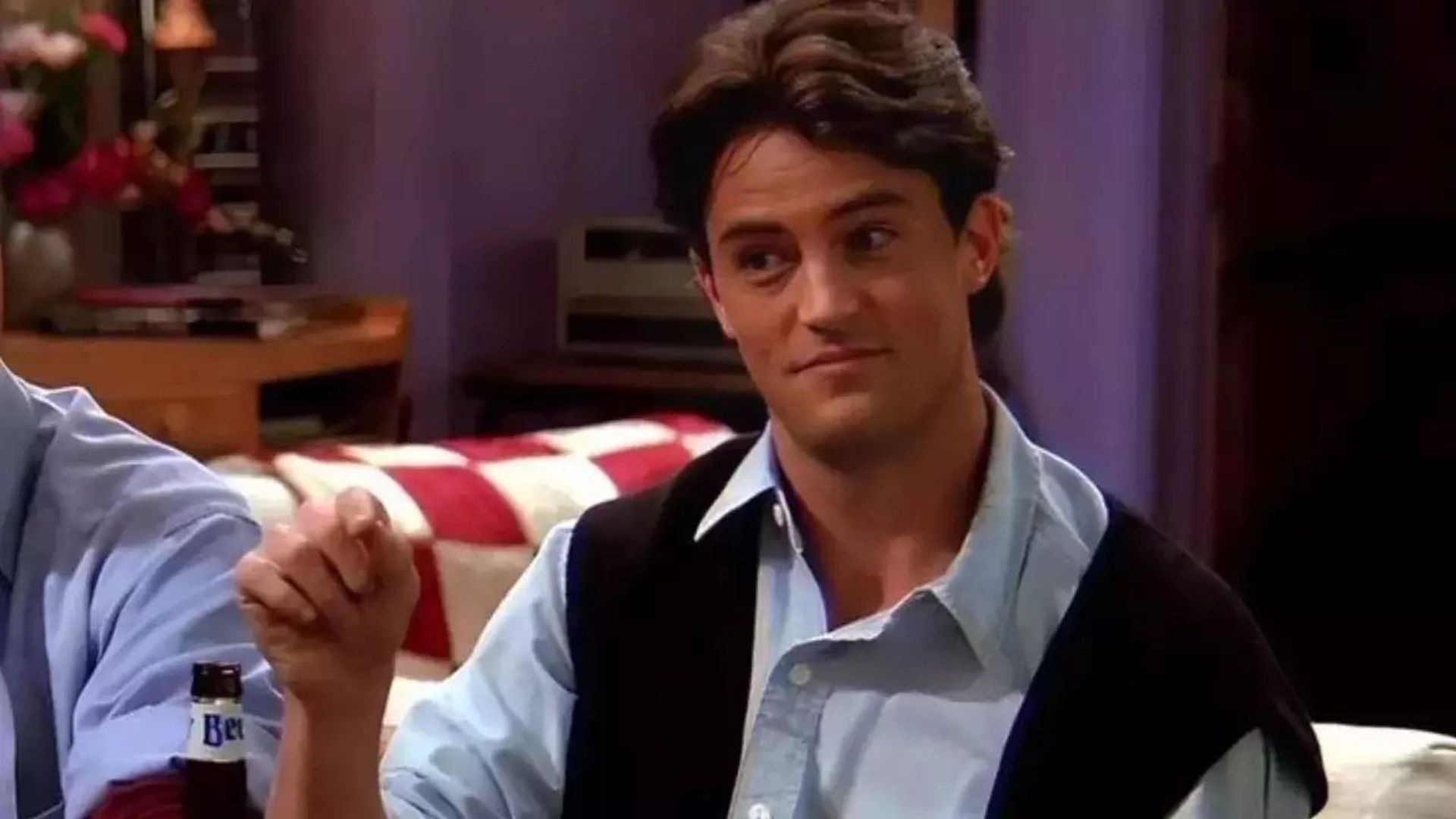 7 momentos memoráveis de Matthew Perry como Chandler Bing em “Friends”