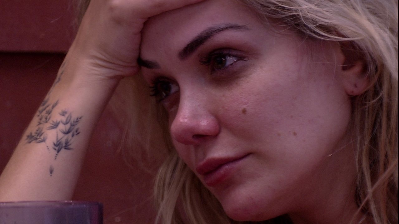 Ainda inconformada, Marcela especula motivos de Flayslane ter ficado no BBB20: “Não faz o menor sentido”