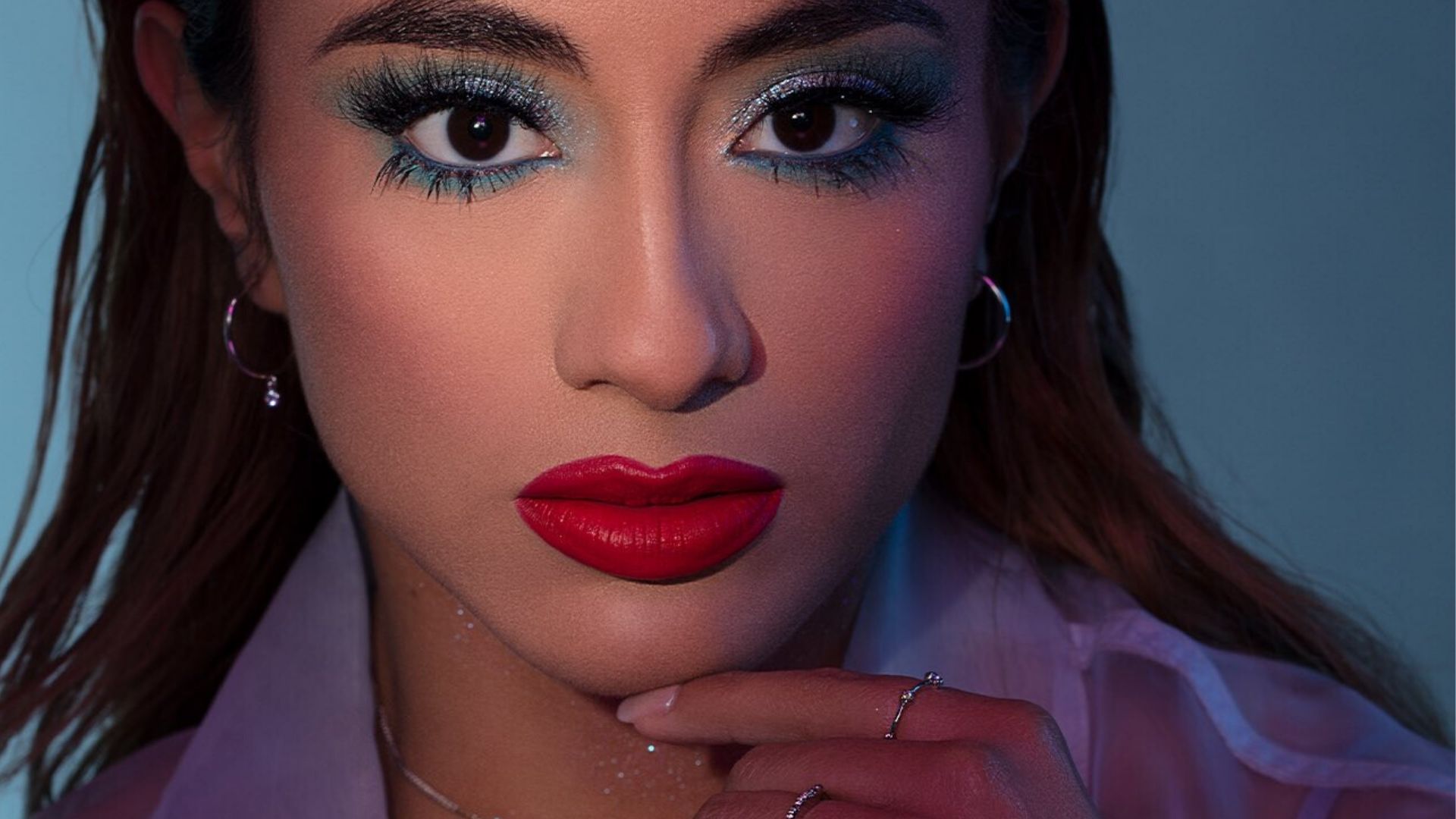 Ally Brooke canta sobre o fim de um relacionamento em seu novo single, No Good