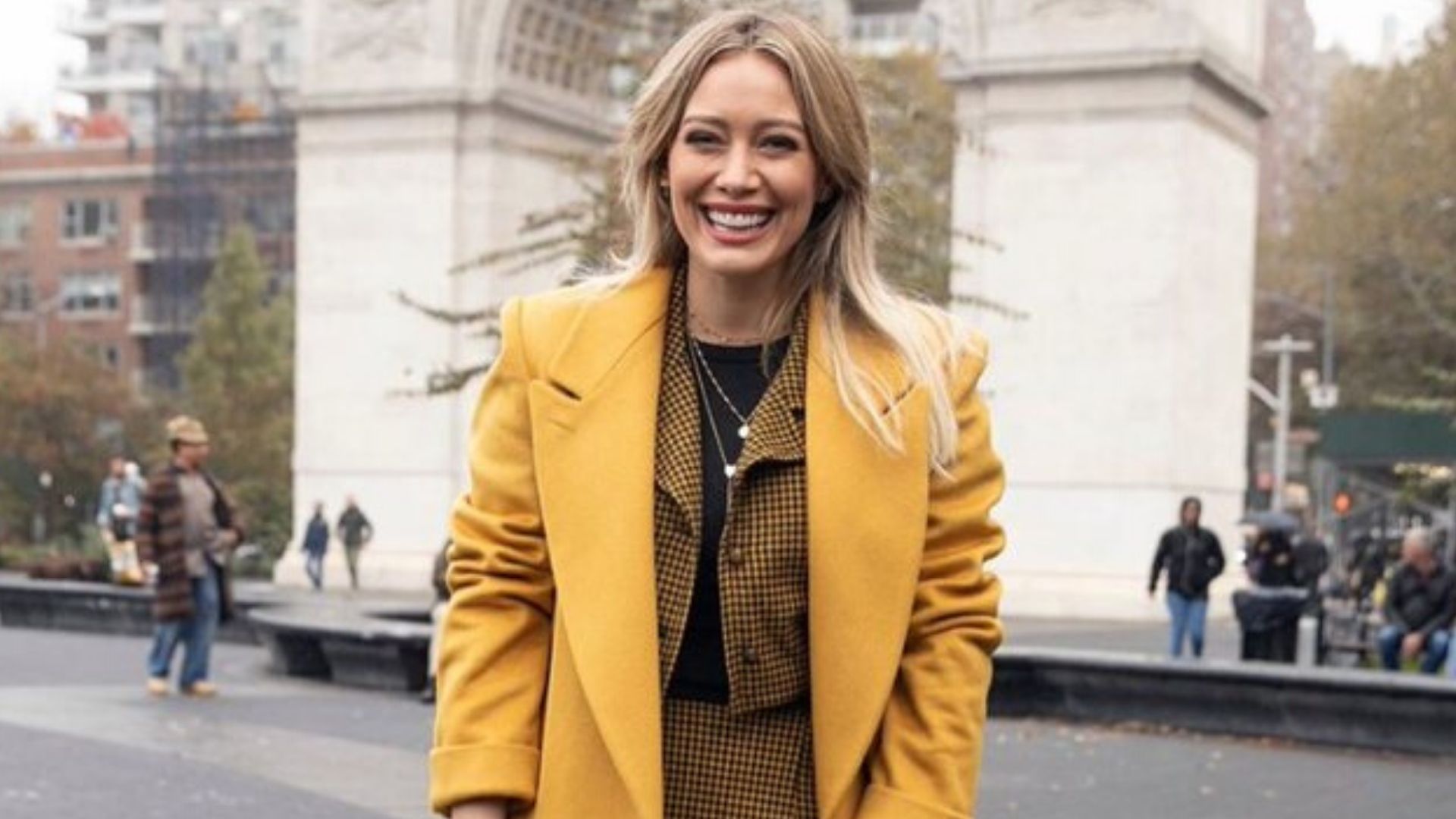 Hilary Duff fala sobre possível retorno a carreira musical: “Eu não quero dizer nunca”