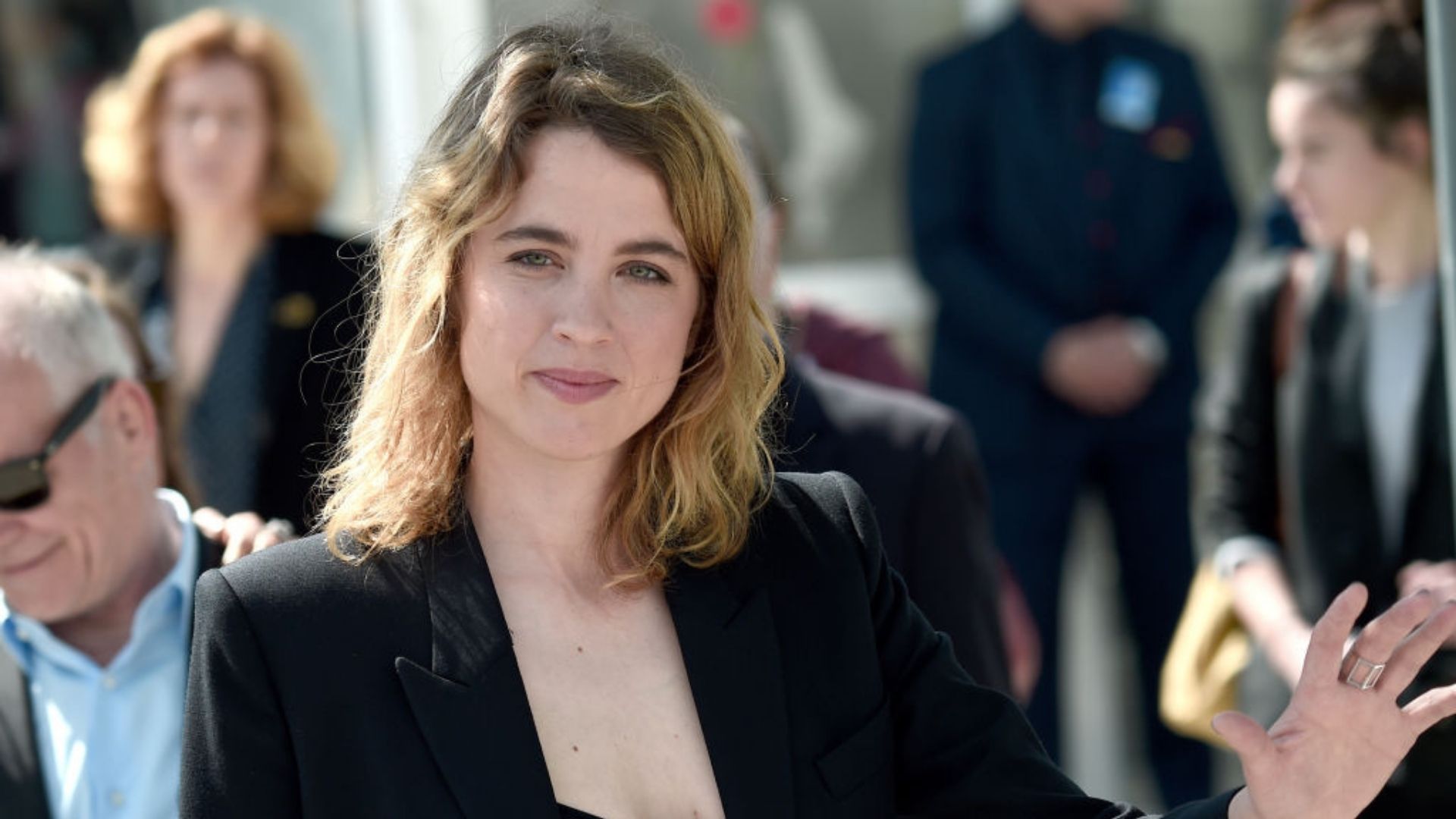 Adèle Haenel anuncia aposentadoria aos 33 anos: “indústria cinematográfica é reacionária, racista e patriarcal”
