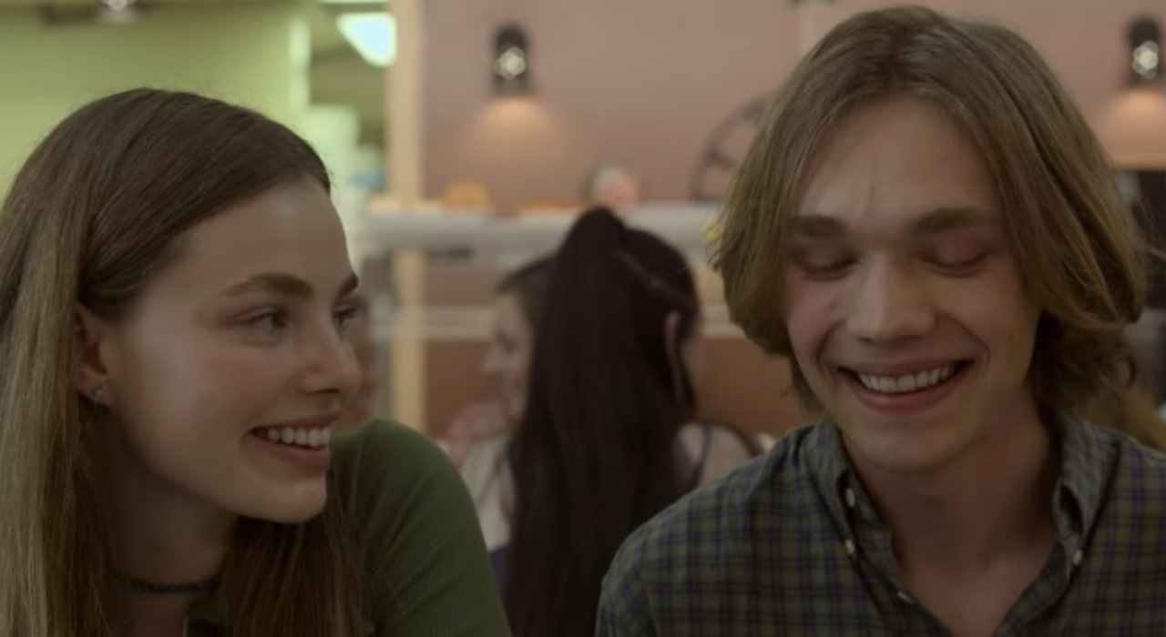 Quem É Você, Alasca? ganha trailer oficial com trajetória de Miles e tragédia misteriosa