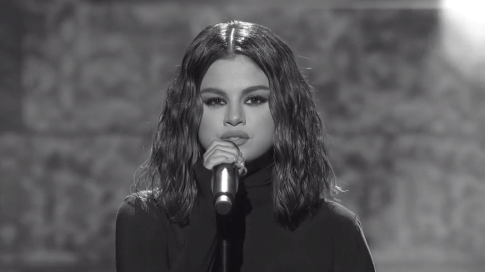 Selena Gomez sofreu ataque de pânico antes de subir aos palcos do American Music Awards