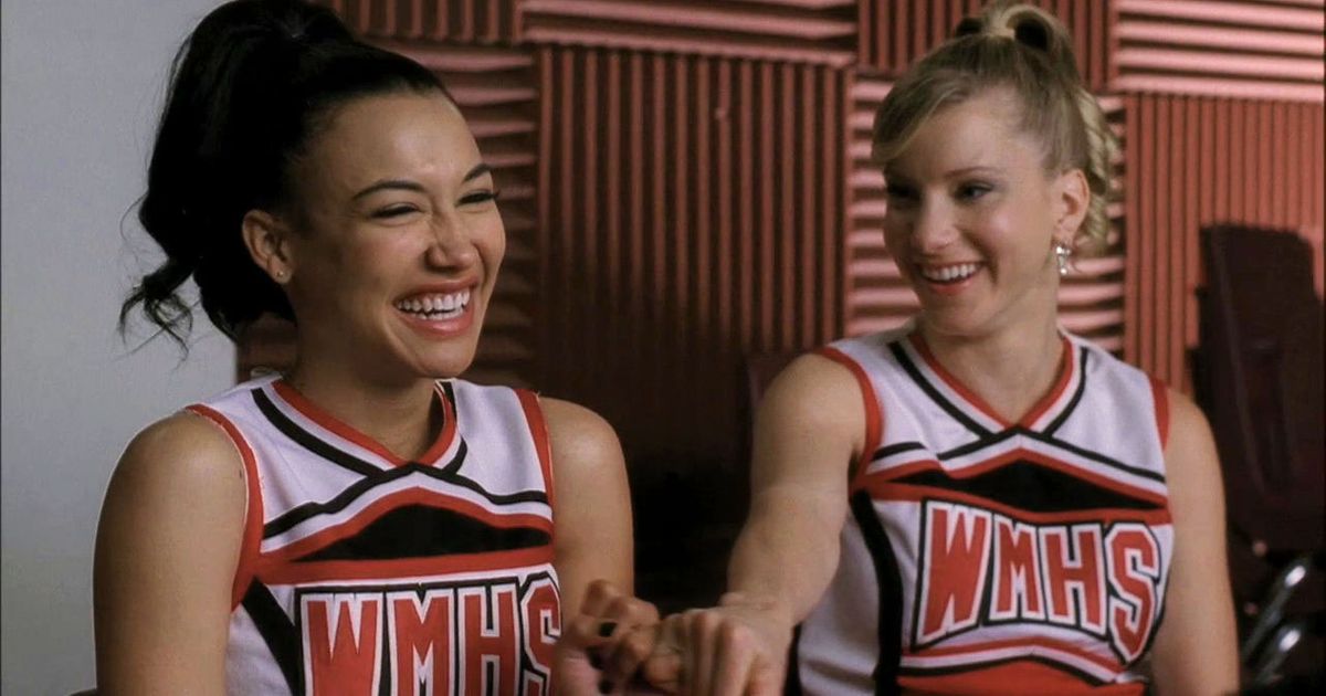 Heather Morris, par romântico de Naya Rivera em Glee, homenageia a atriz: “Falo com você todos os dias”