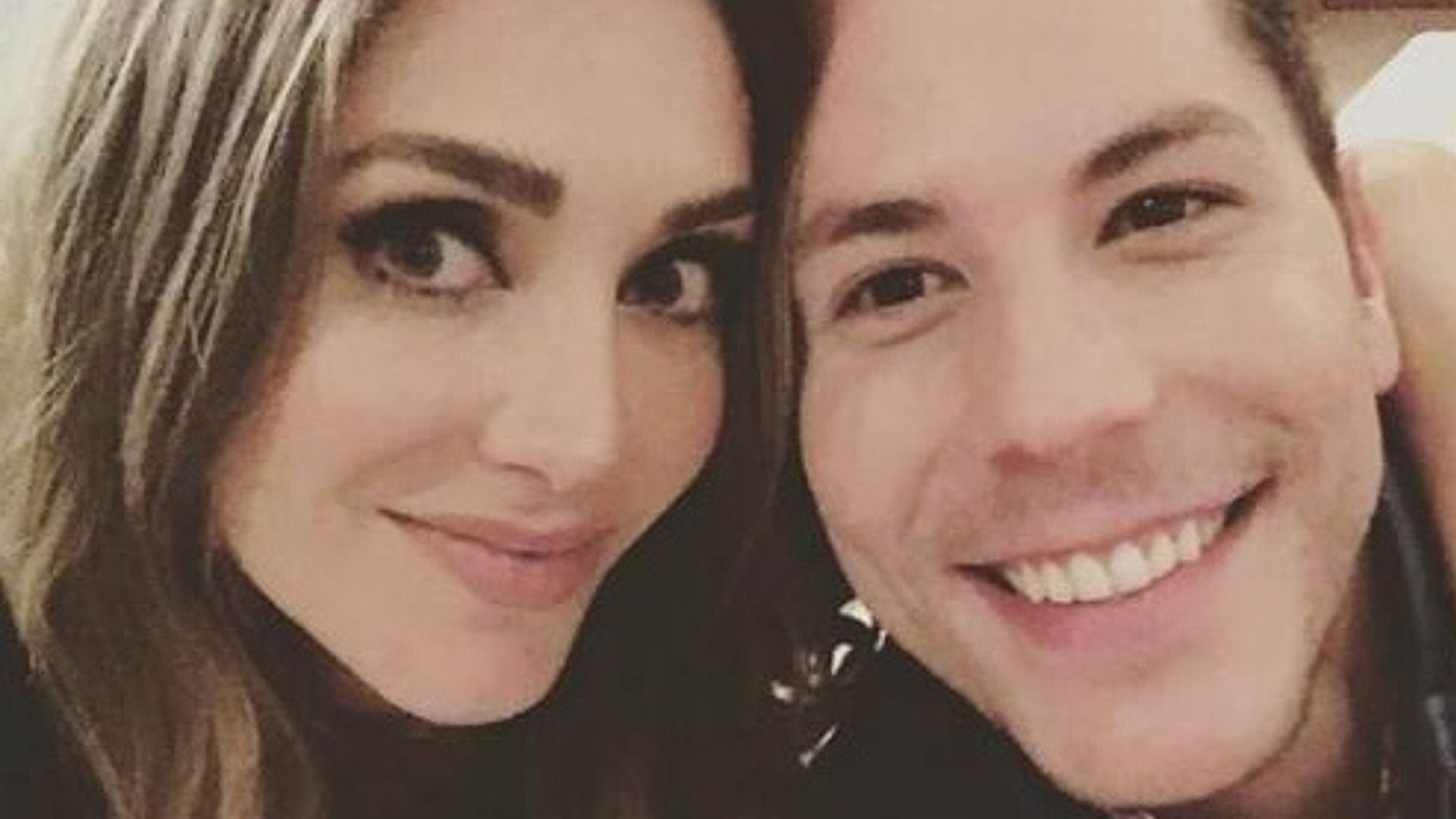 Anahí e Christian Chávez cantam sucessos do RBD durante podcast