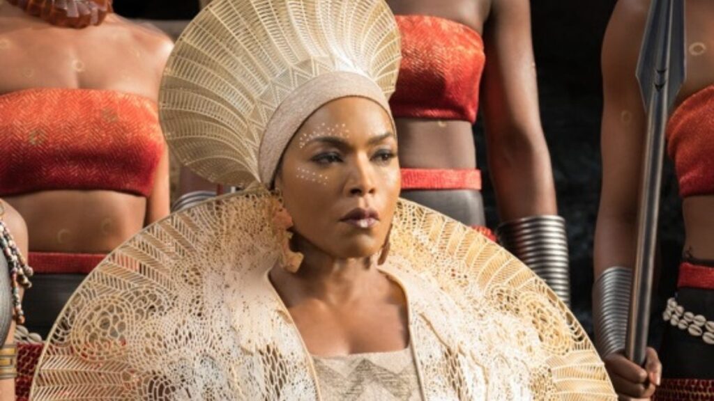 Angela Bassett, de “Pantera Negra”, produzirá minissérie sobre o Massacre de Tulsa