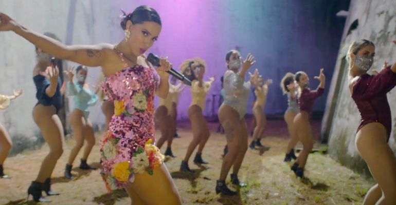 MTV MIAW 2020: Anitta faz performance ao vivo de Me Gusta, parceria com Cardi B e Myke Towers