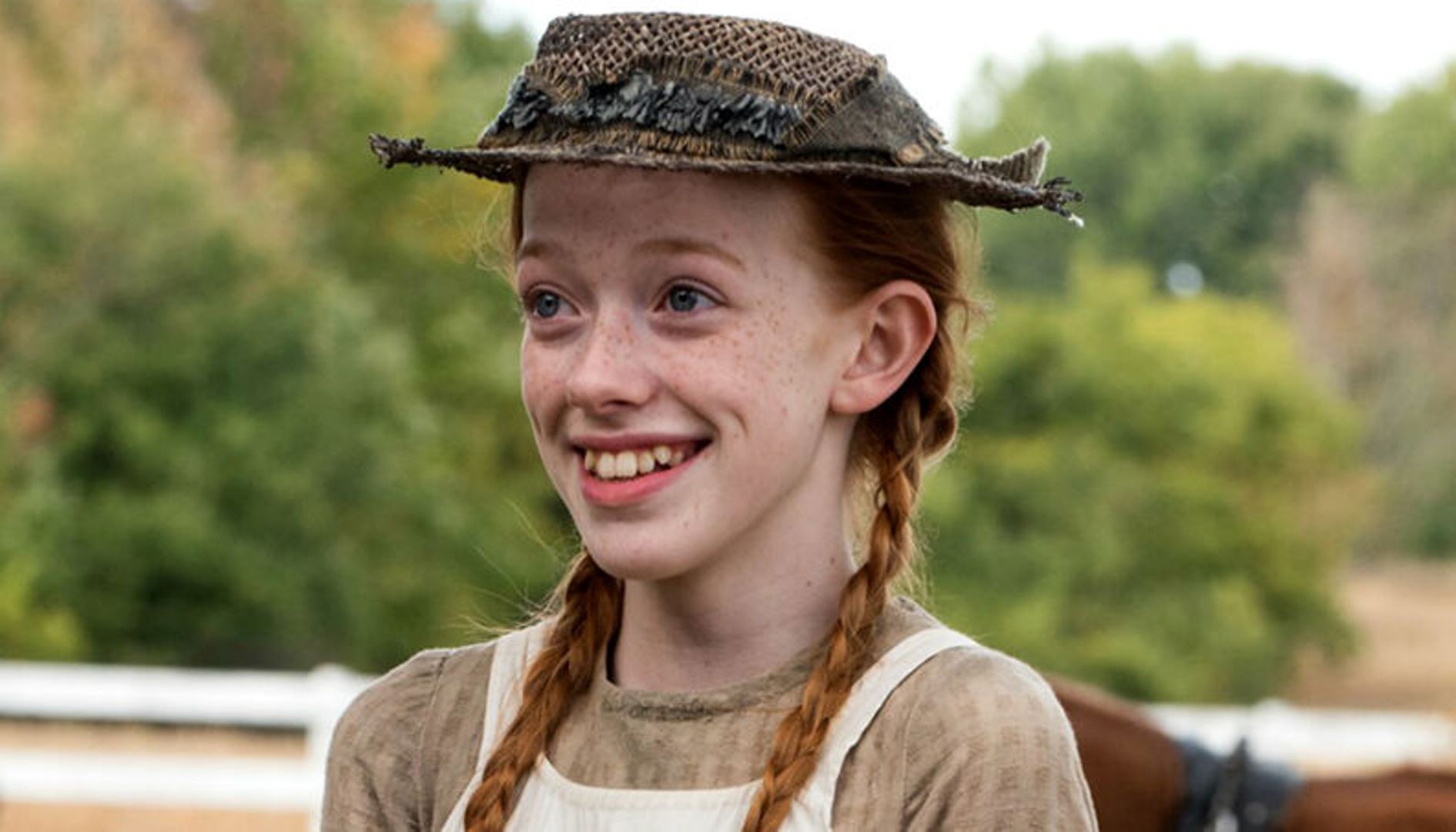 Com outdoors e petições, milhares de fãs de Anne With an E insistem em renovação da série