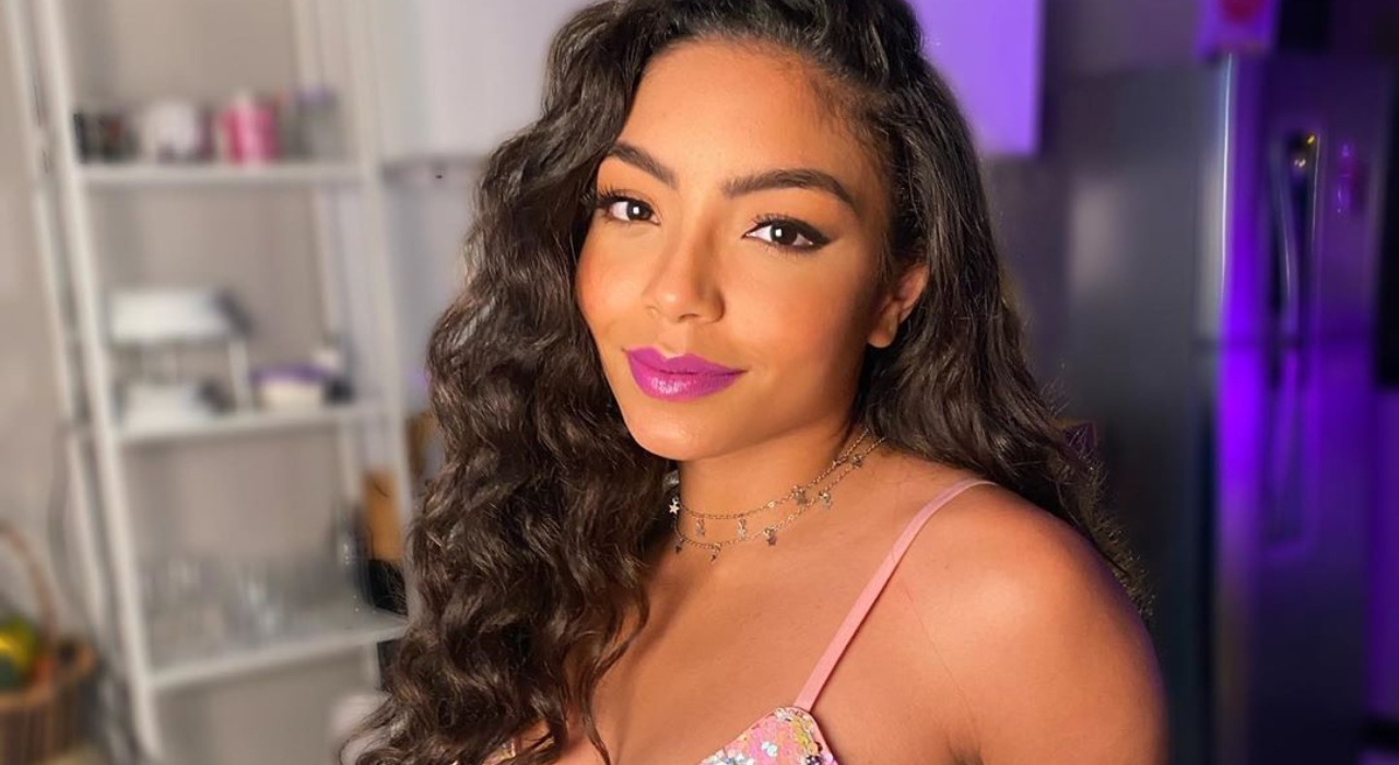 Any Gabrielly, do Now United, revela como está a relação com outros integrantes do grupo