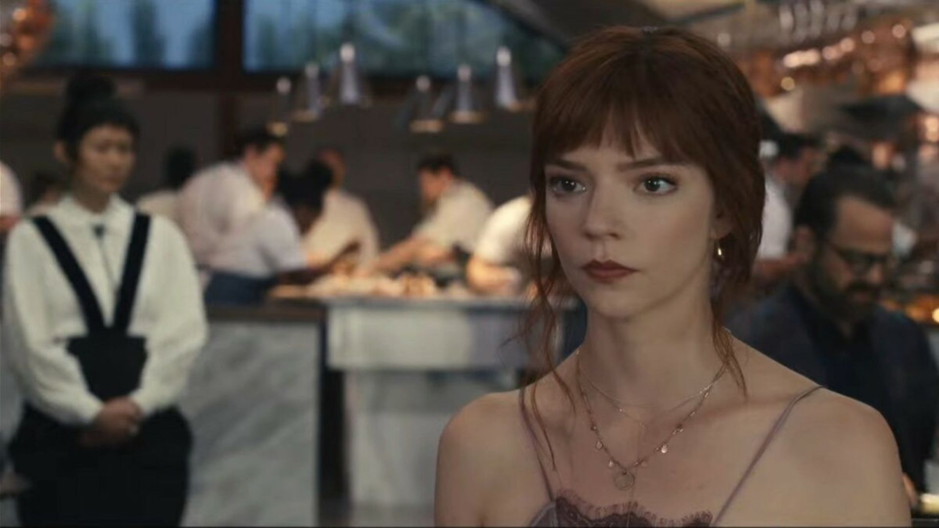 Anya Taylor-Joy vai a jantar mortal no novo trailer de “O Menu”; assista