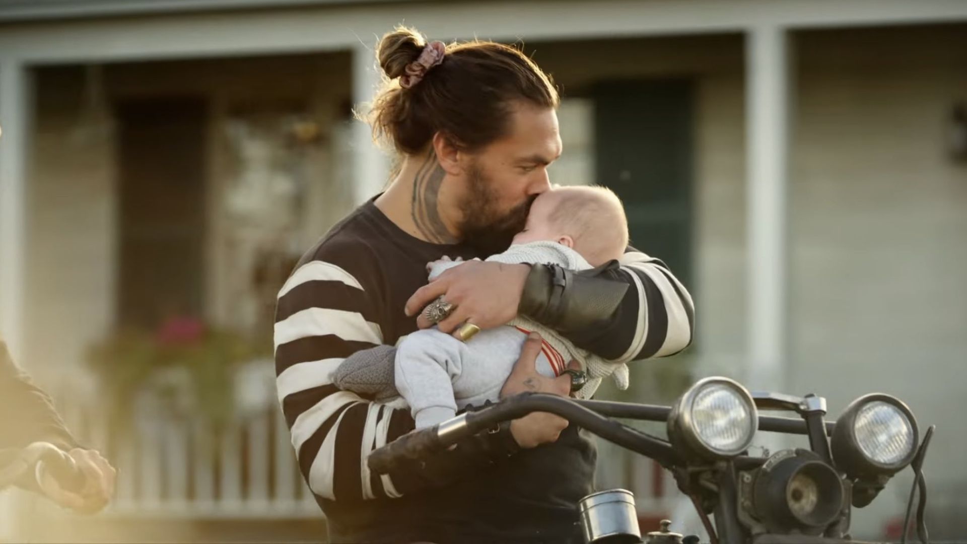 Aquaman equilibra vida em família com herança real no trailer de “O Reino Perdido”