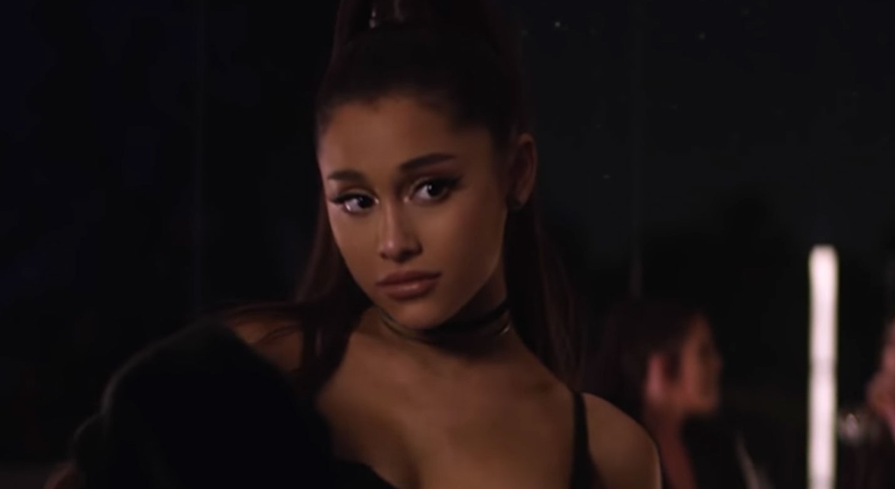 Ariana Grande indica lançamento de novas músicas: “Estou impaciente e inspirada”