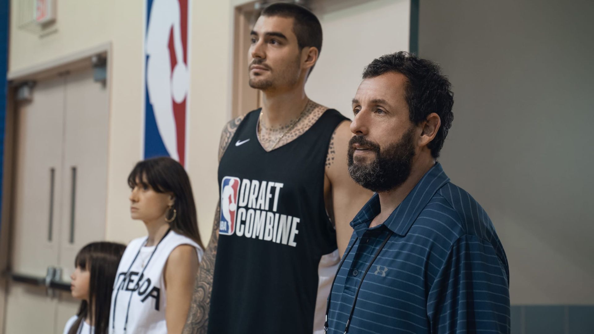 “Arremessando Alto”: Novo filme de Adam Sandler para Netflix é o mais visto da semana
