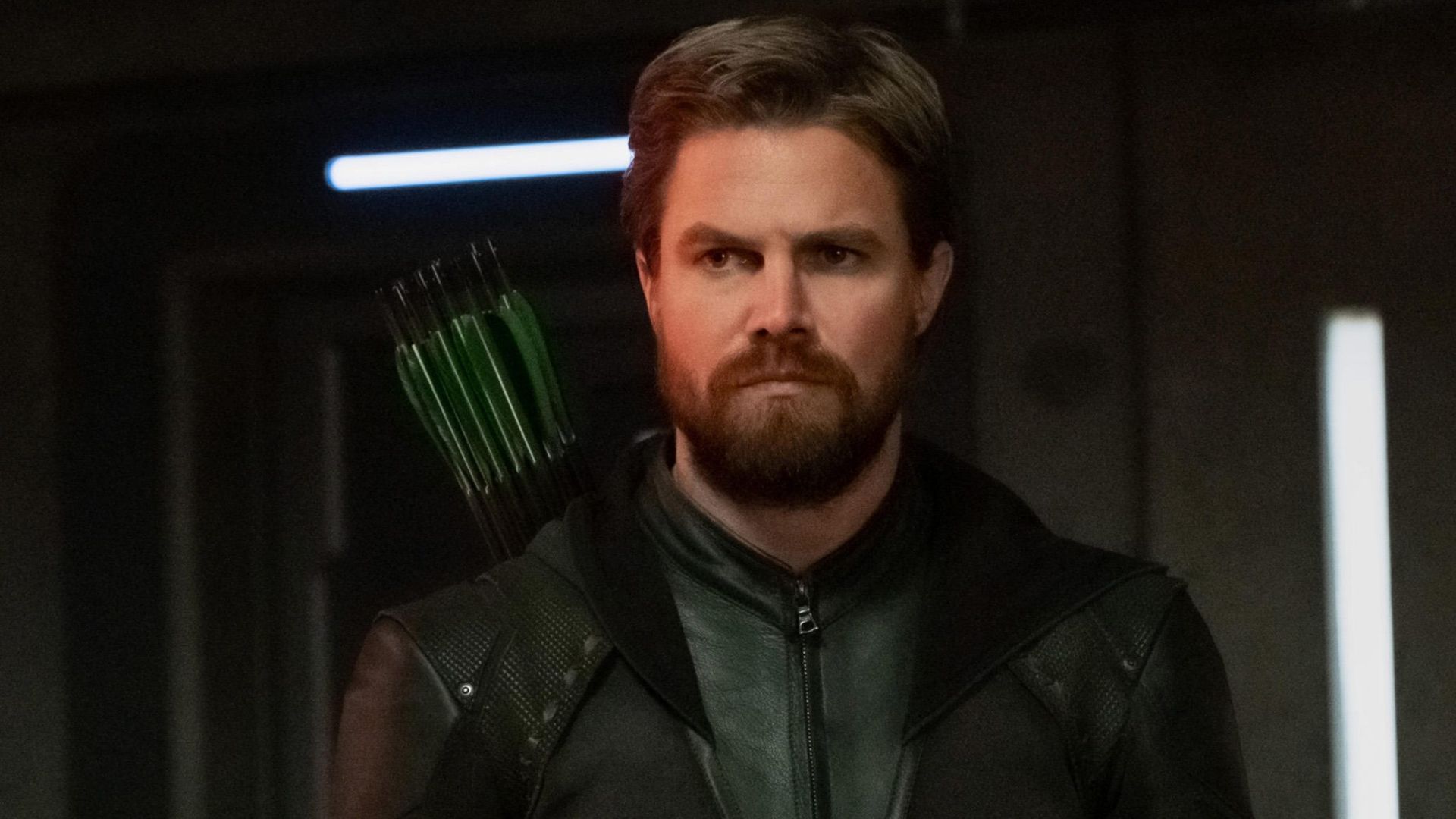 Stephen Amell fala sobre o que ele gostaria de ter visto na última temporada de Arrow