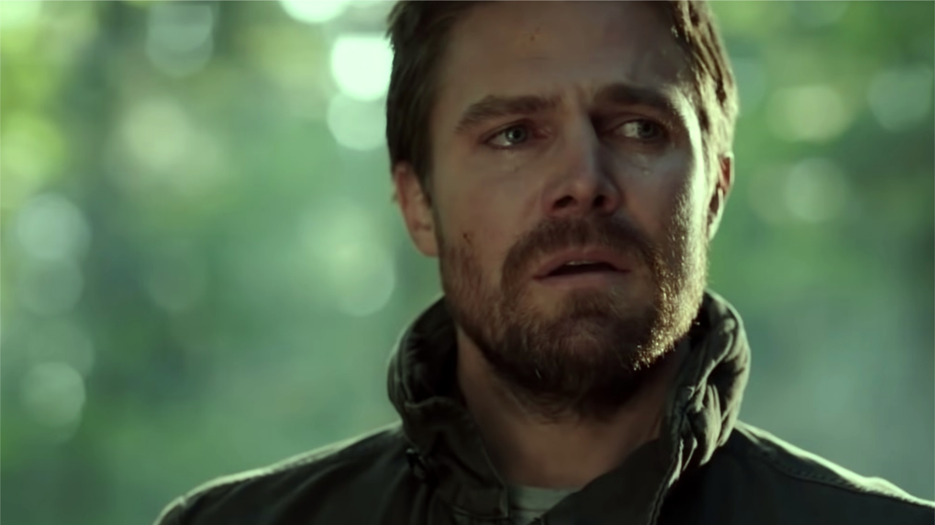 Trailer da última temporada de Arrow fala de sacrifícios e prepara fãs para crossover