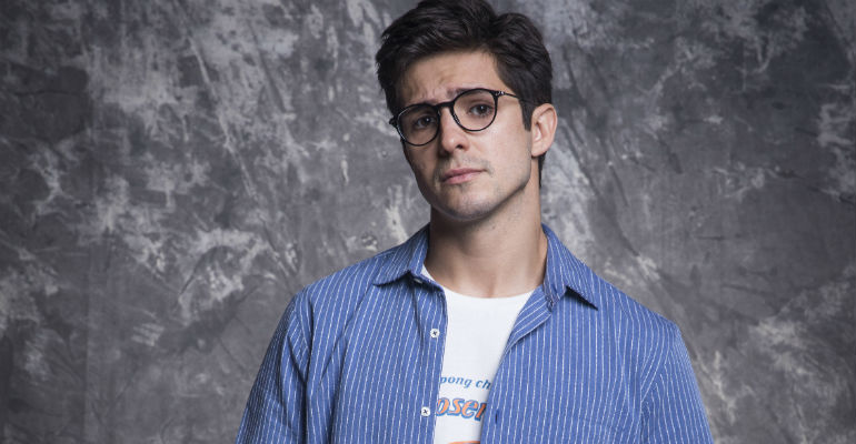 Ator da Globo se assume gay: “Que eu possa ser exemplo de liberdade”