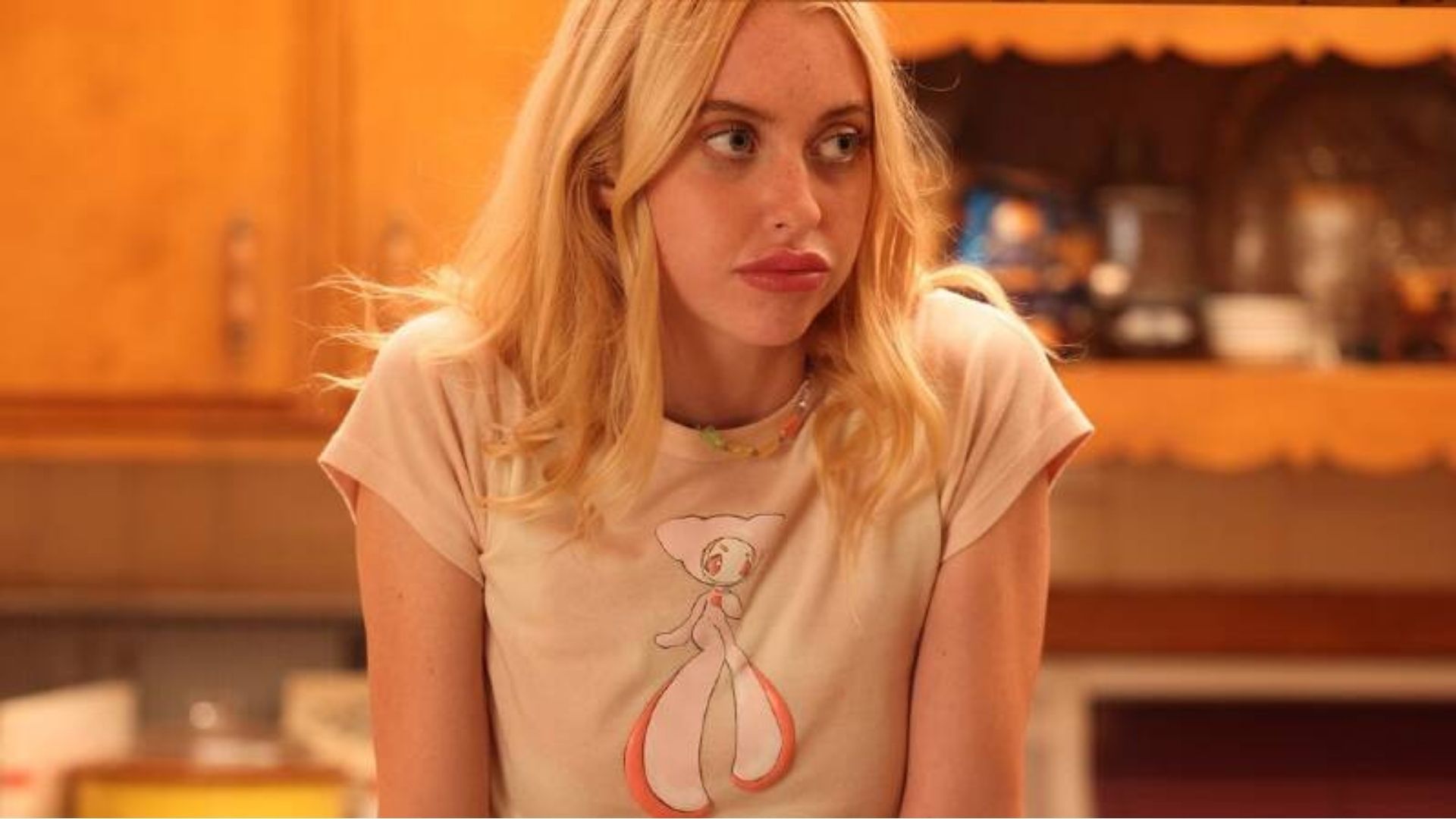 Atriz de “Euphoria” é acusada de furtar blusa em loja nos EUA