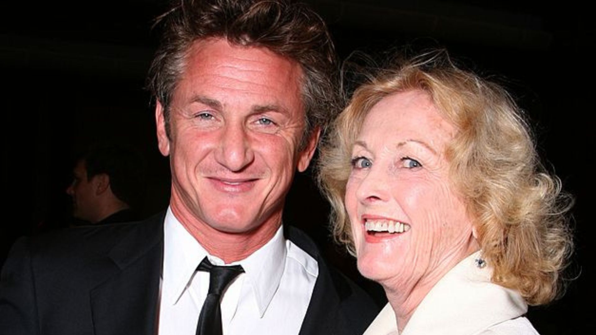 Atriz Eileen Ryan, mãe de Sean Penn, morre aos 94 anos