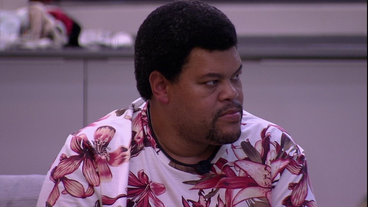 BBB20: Babu reclama que Ivy não faz nada na casa: ‘Dorme e grita’