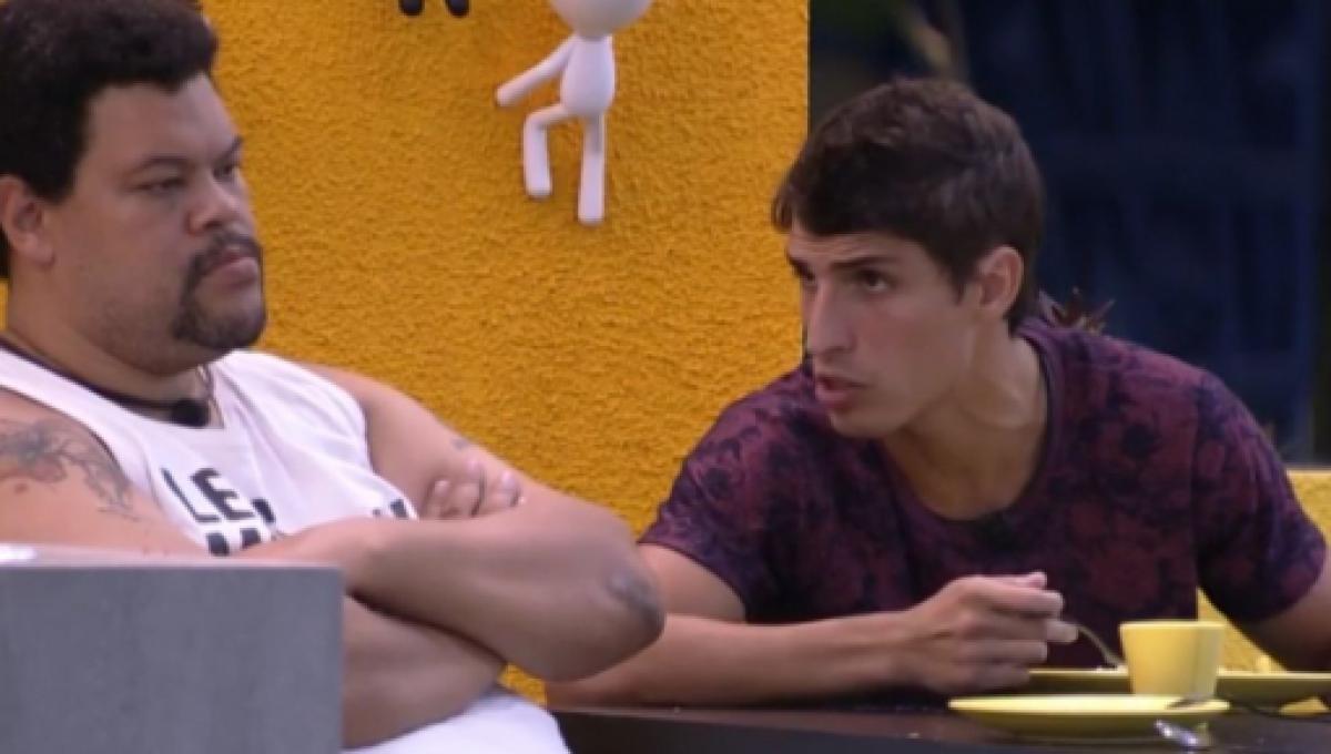 BBB20: Pai de Prior aprova amizade do filho com Babu: ‘Torço para os dois’