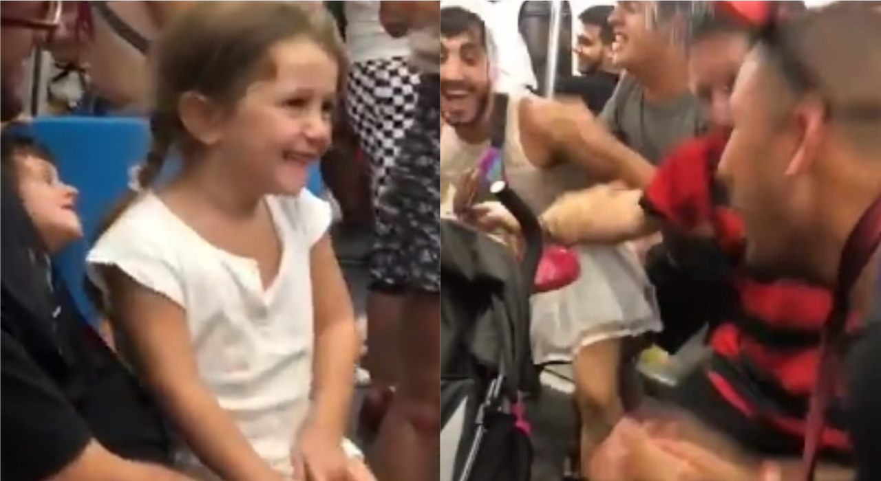 Foliões cantam Baby Shark com criança no metrô do Rio durante Carnaval